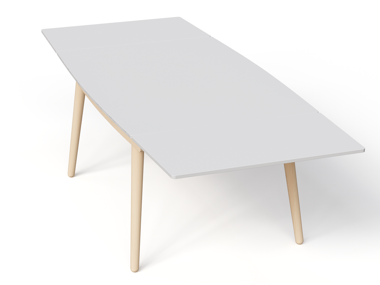 Ahti Dining Table